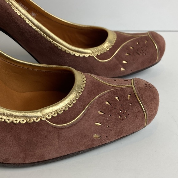 Chie Mihara Suede Pumps Heels Cut-out Detail 38 1/2 Bollywood Pin-up Retro Party - Picture 2 of 16